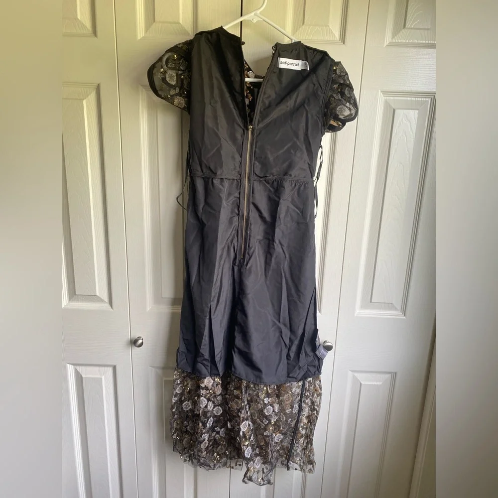 New Self-Portrait Black Sequins Embellished Short Sleeves Belted Mesh Midi Dress - Picture 10 of 14